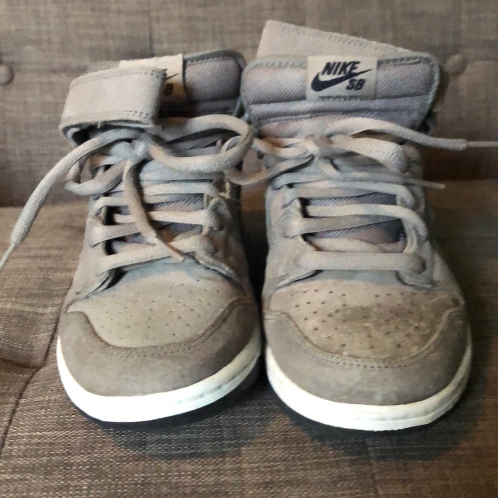 Nike SB Dunk w/ straps...grey and navy